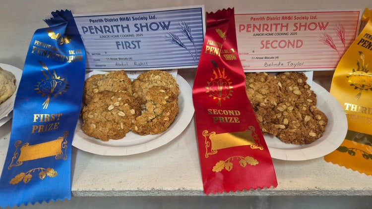 Image of anzac biscuits which placed first and second in anzac biscuits